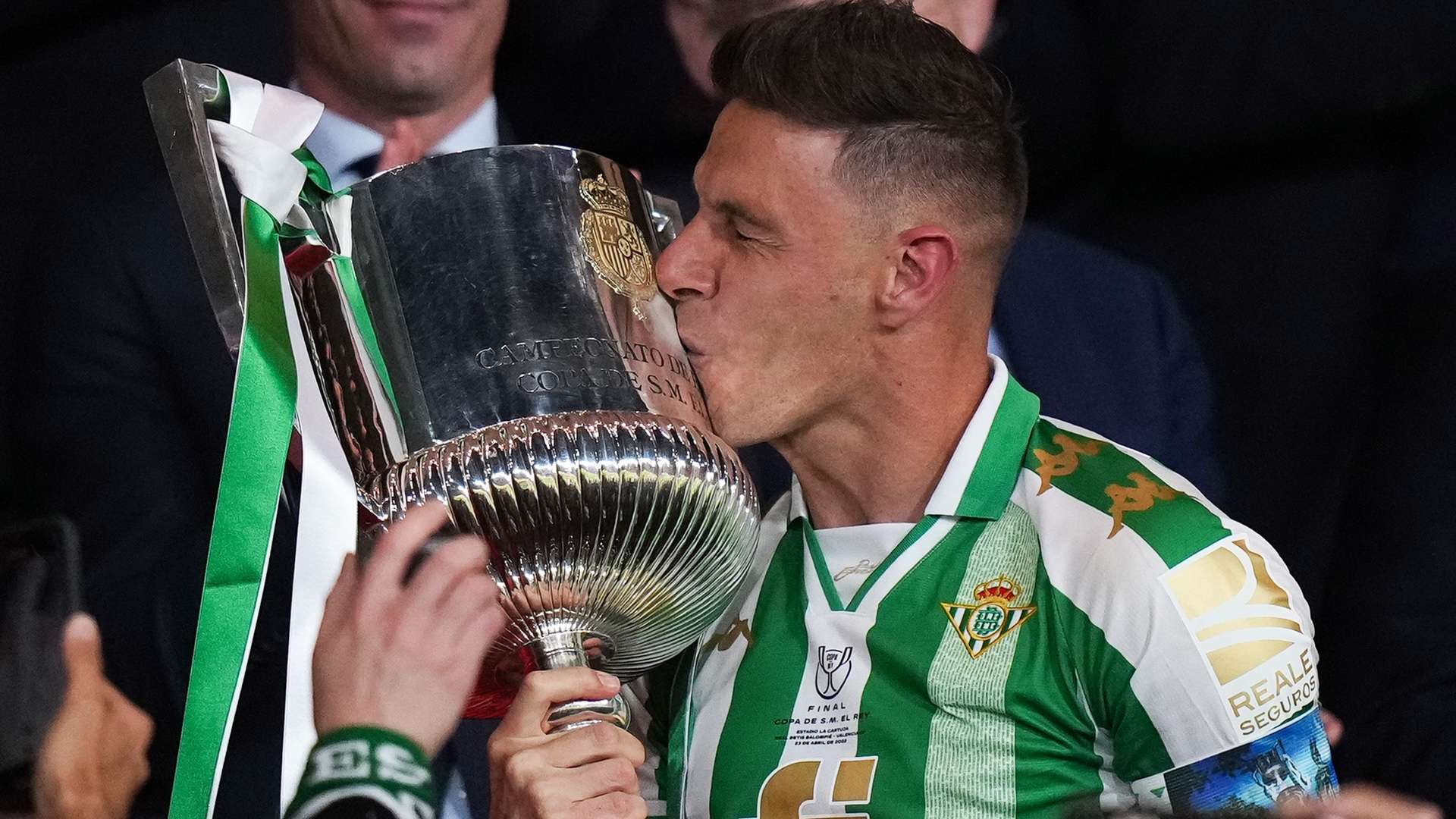 巴萨能够充 巴萨能够充