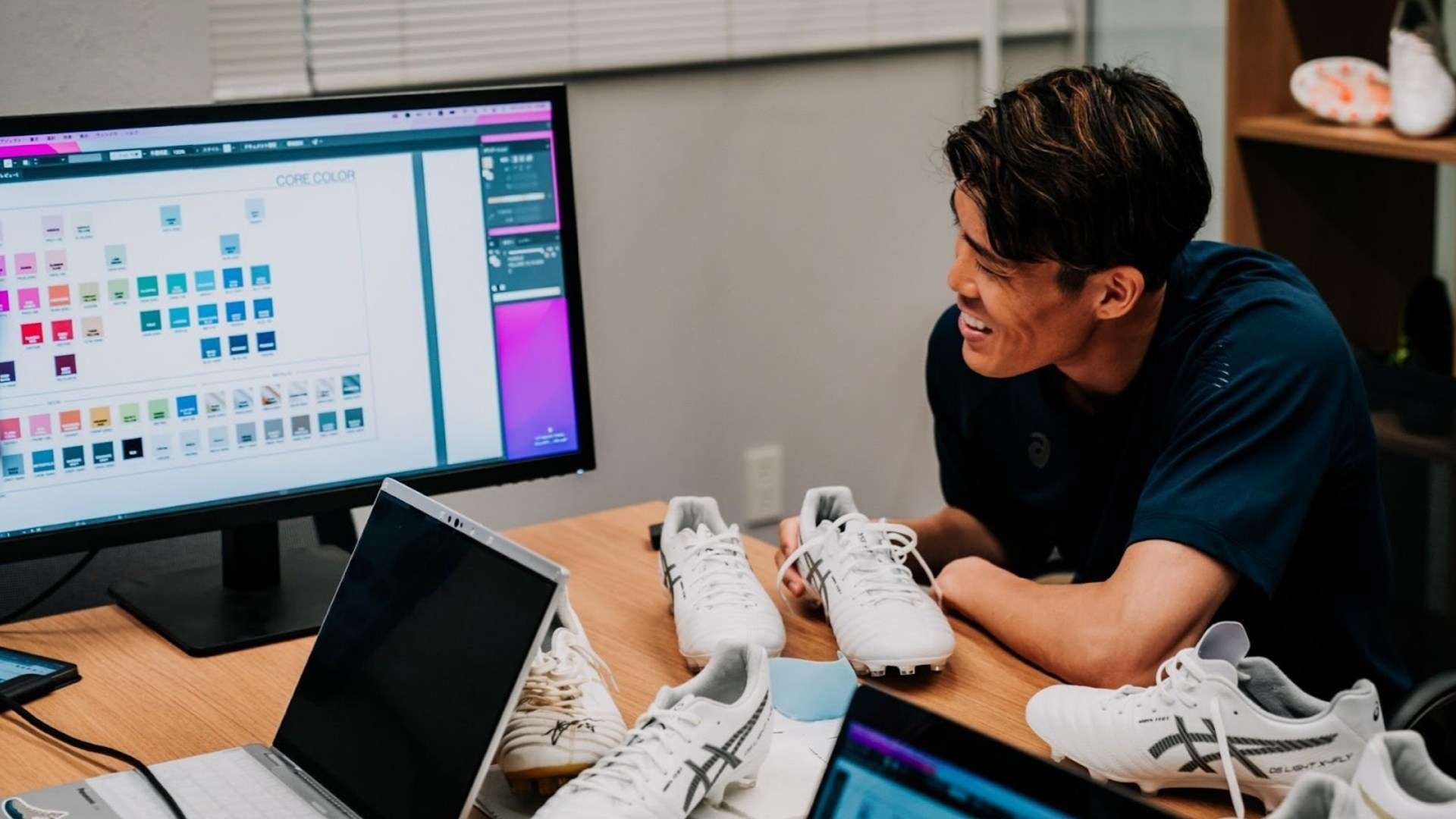 很多酒吧还 很多酒吧还